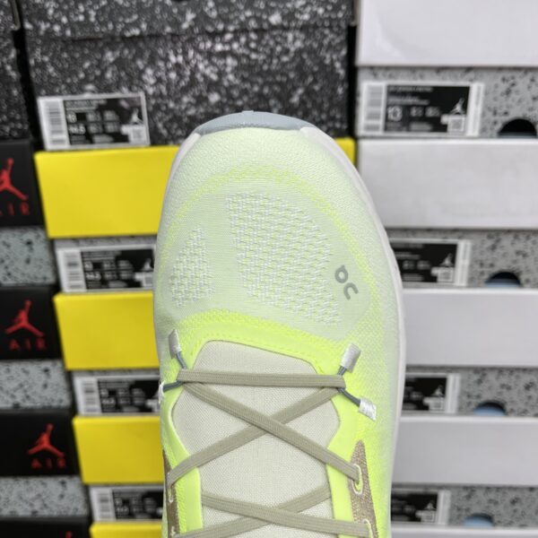 On Running Cloudtilt Lime Ivory