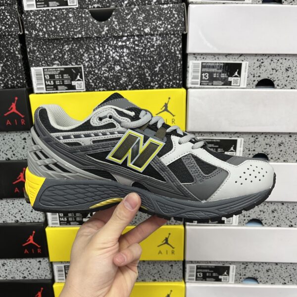 New Balance 1906R Castlerock/Ginger Lemon