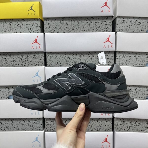 New Balance 9060 Black Castlerock